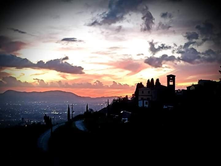 Casa Serena Villa Petrognano  Buitenkant foto